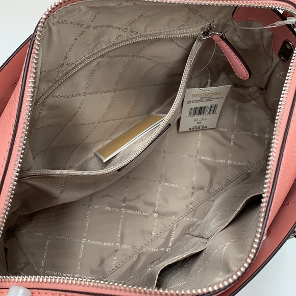MICHAEL KORS MERCER MEDIUM TOP ZIP BELTED SATCHEL PRIMROSE VANILLA SIGNATURE - Picture 15 of 16